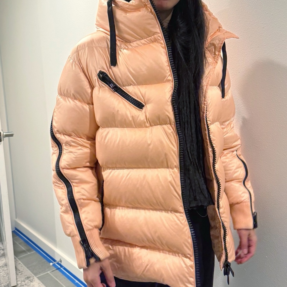 Moncler Pink Liriope Puffer Down Jacket - Picture 4 of 16